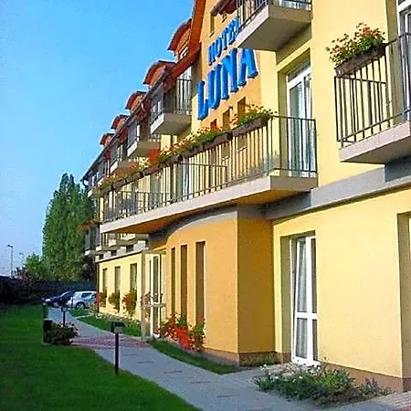 Luna 3*